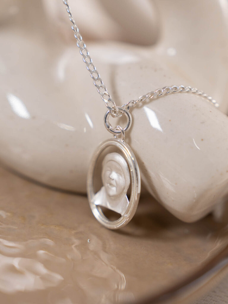 Colgante Marco Oval
