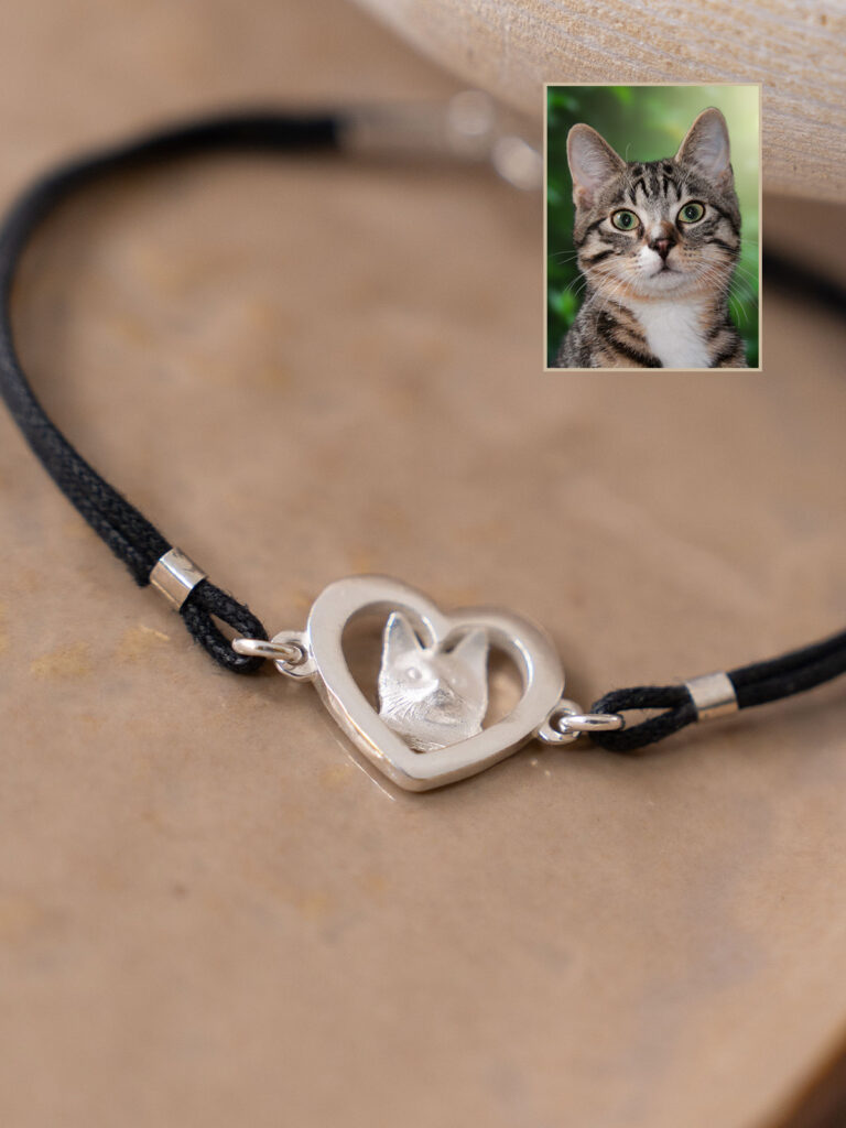 Pulsera Corazón Calado