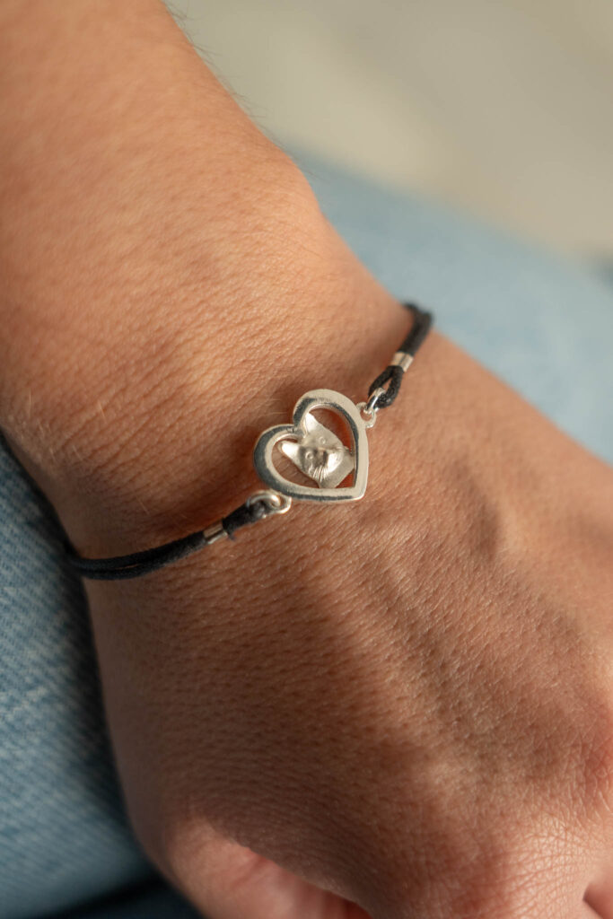 Pulsera Corazón Calado