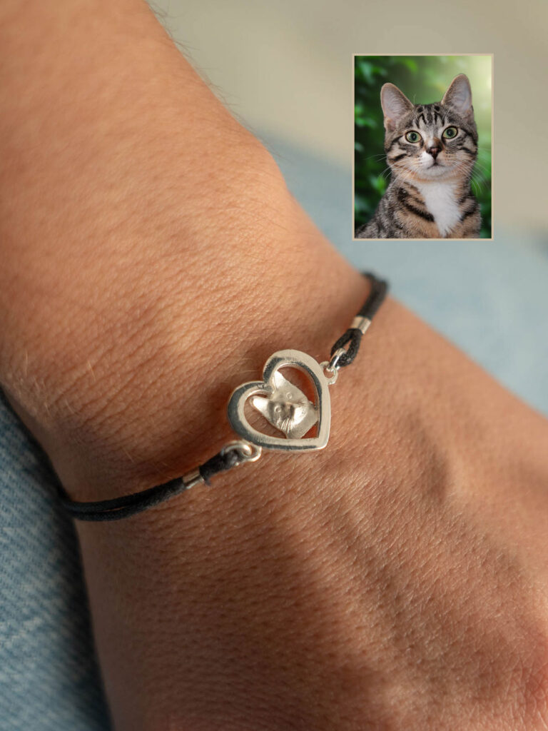 Pulsera Corazón Calado