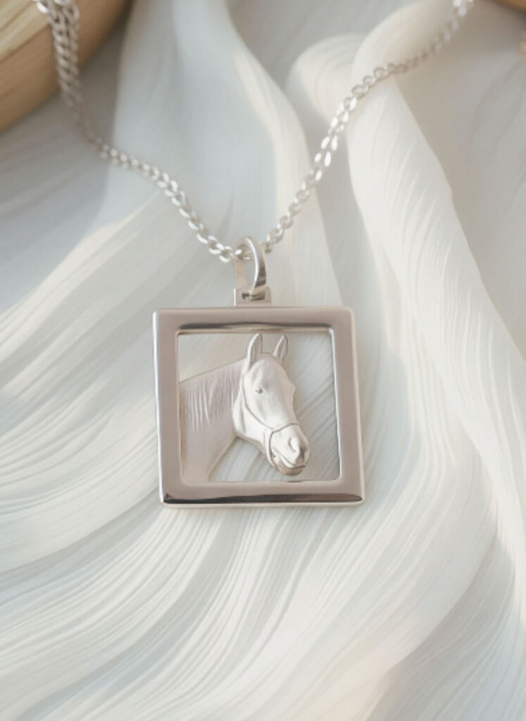 Colgante Marco Calado