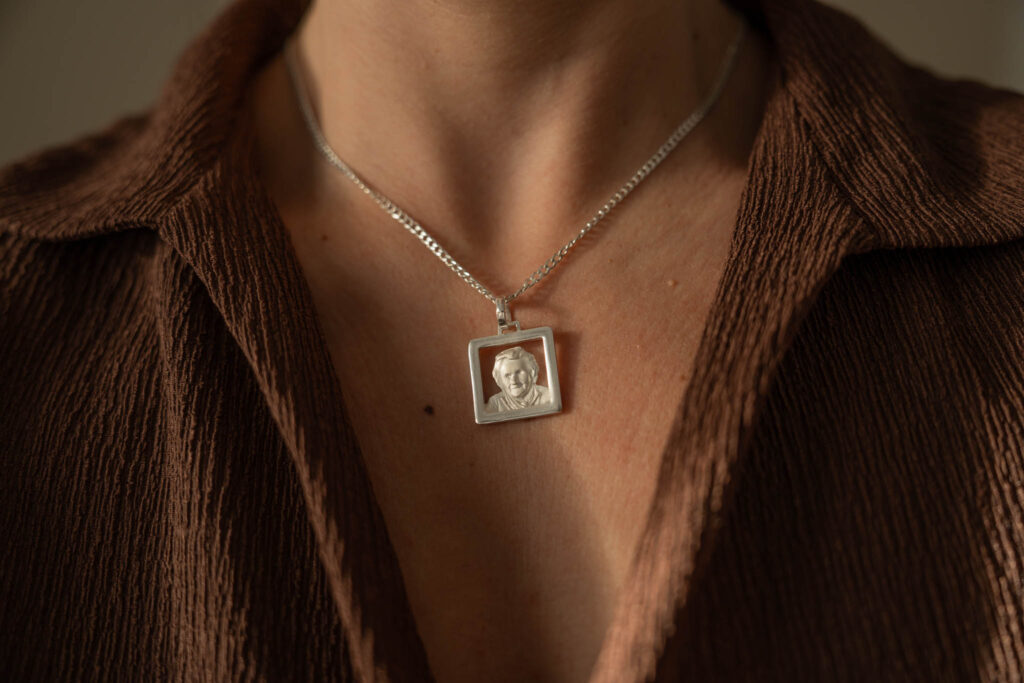 Colgante Marco Calado